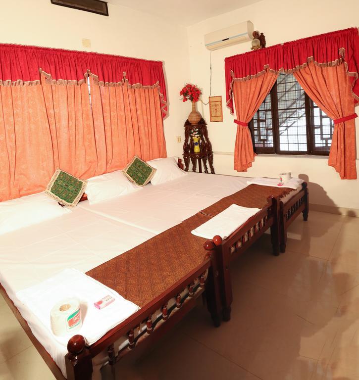 Dream Catcher Home Stay Kochi Екстер'єр фото