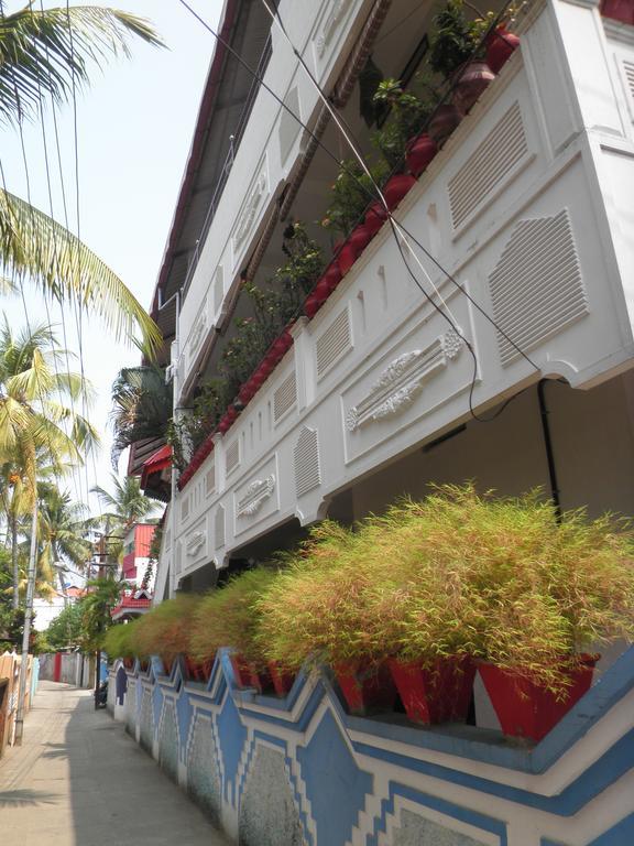Dream Catcher Home Stay Kochi Екстер'єр фото