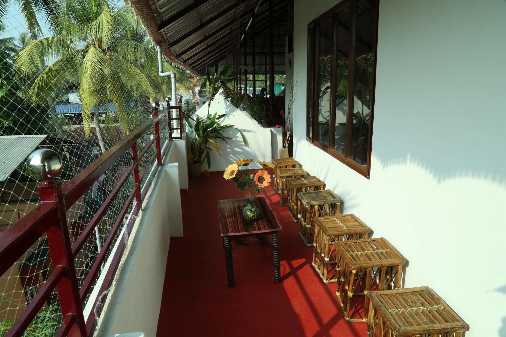 Dream Catcher Home Stay Kochi Екстер'єр фото